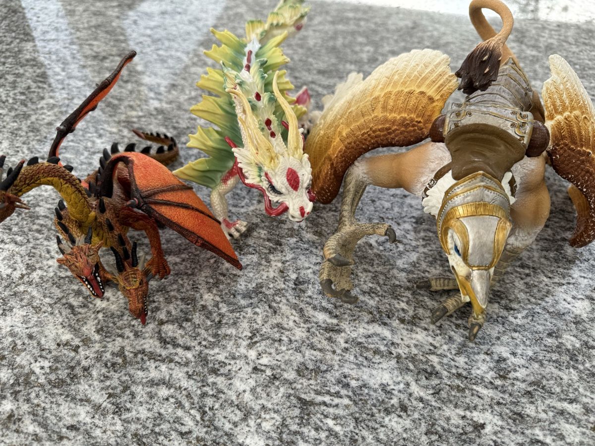 Giocattoli: Drachen Spielzeug 3 Stück – Usato da Hirzel venduto da Marmar88 3