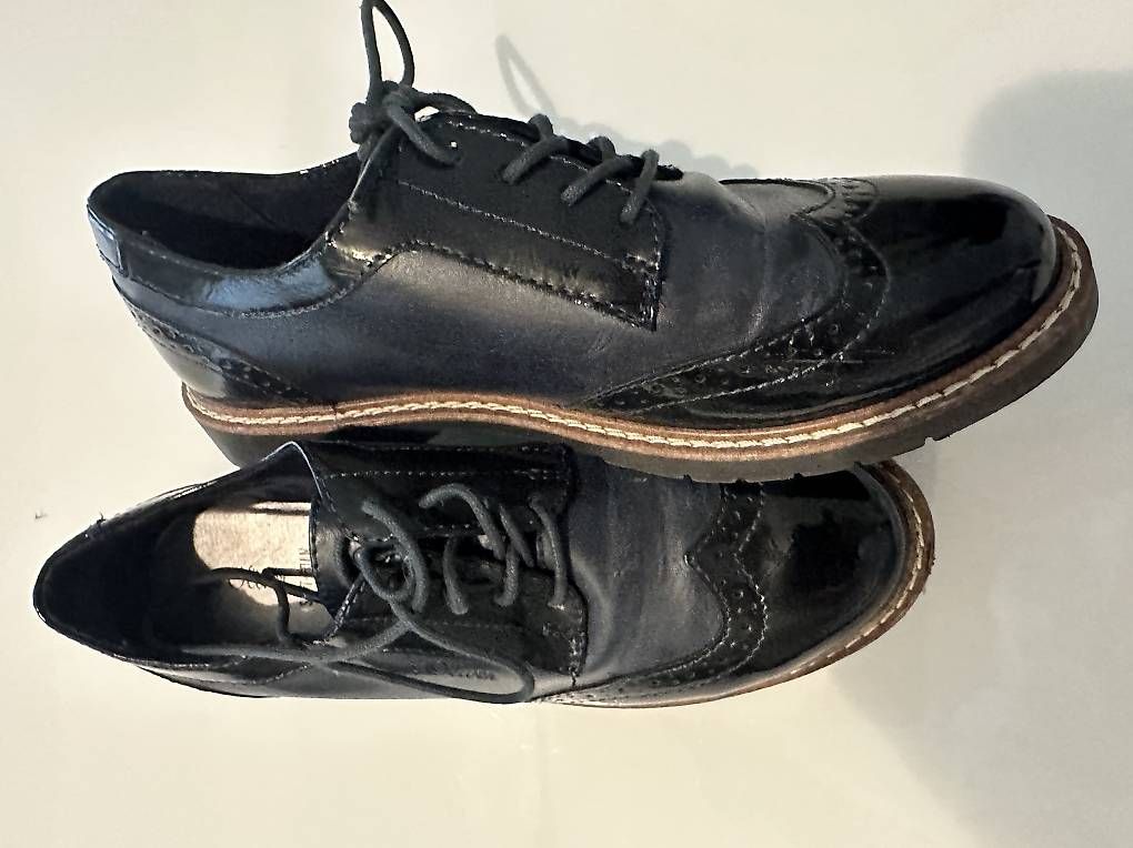 Chaussures femmes: Halbschuh dunkelblau Leder – D'occasion à Muttenz par anna123 3