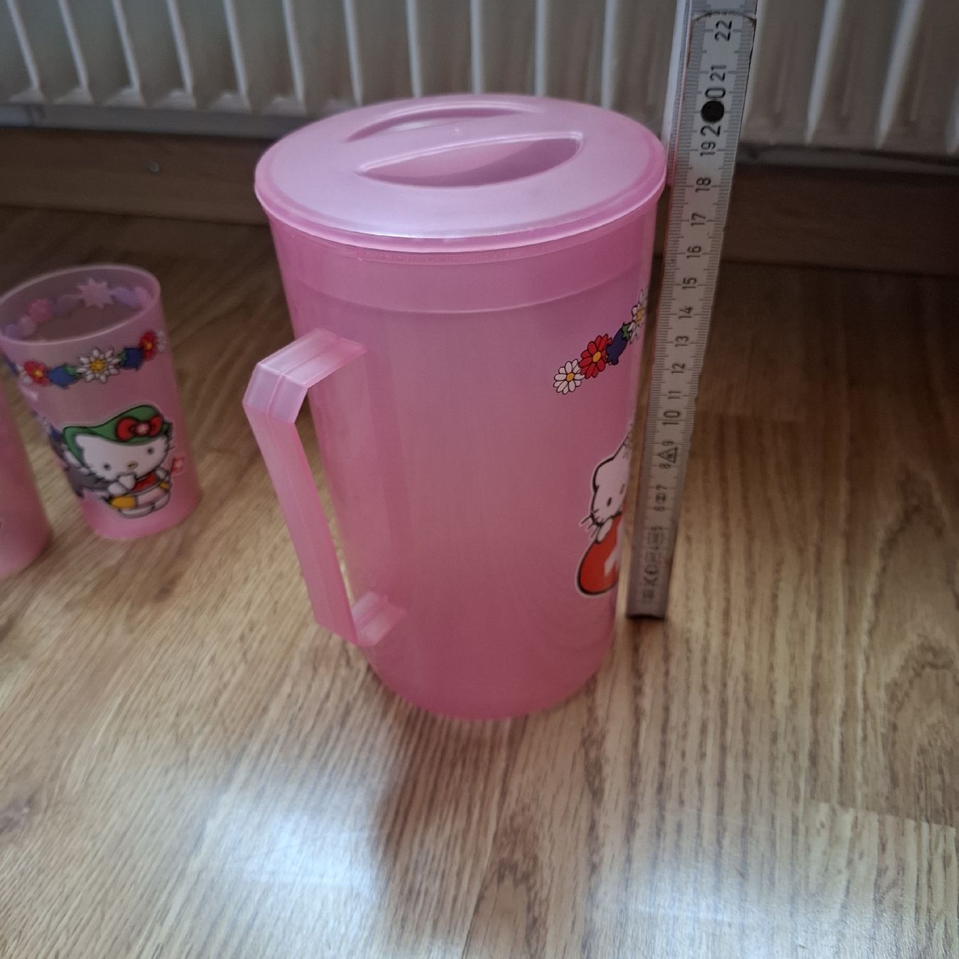 Hello Kitty Geschirrsets: Hello Kitty Trinkset – Gebraucht aus Ettenhausen TG von Gismolio 3