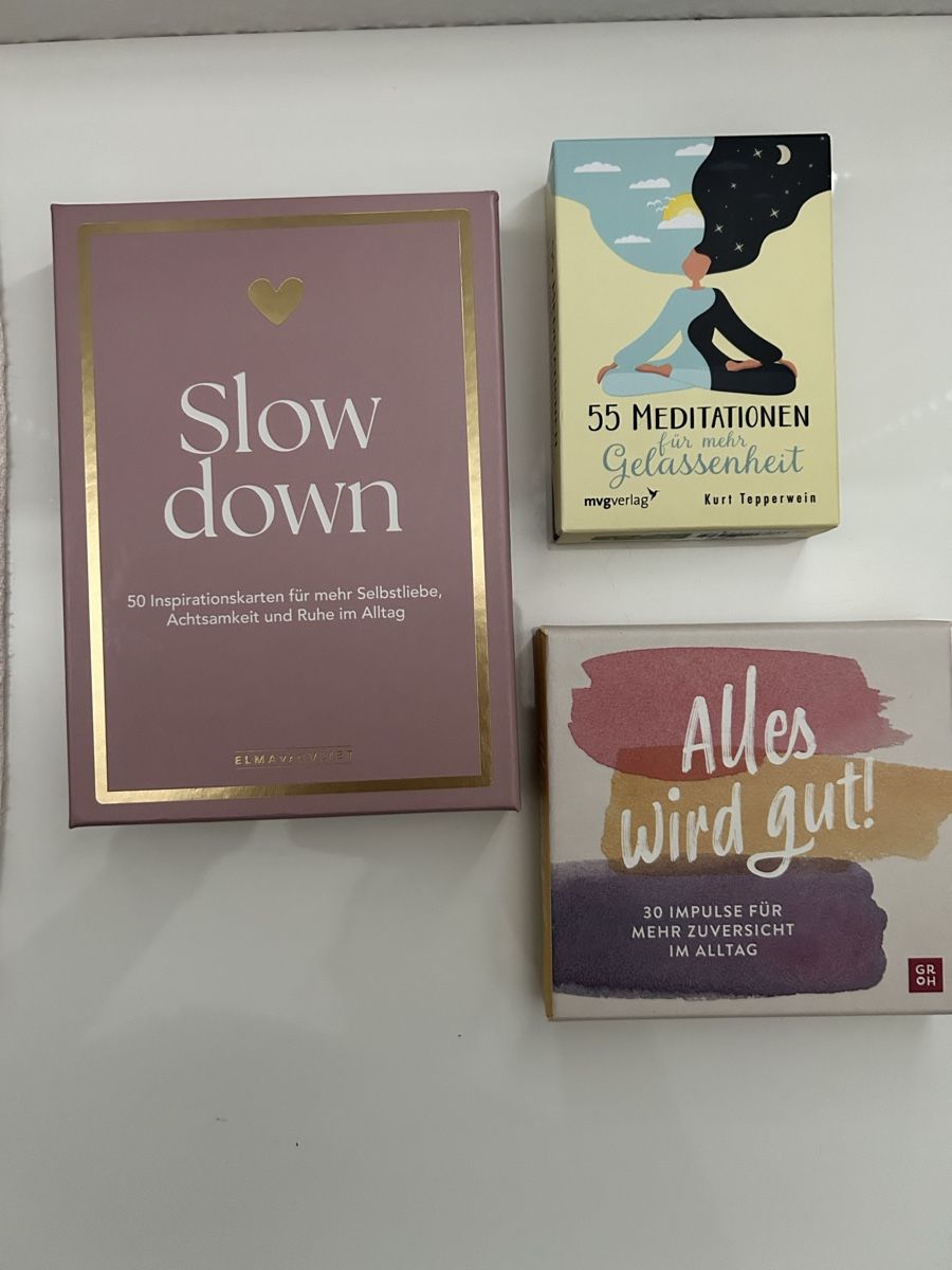 Libri: 3 Karten-Set: Slow down, Meditationen, Alles wird gut! – Nuovo (secondo la descrizione) da Lenzburg venduto da Shyra1