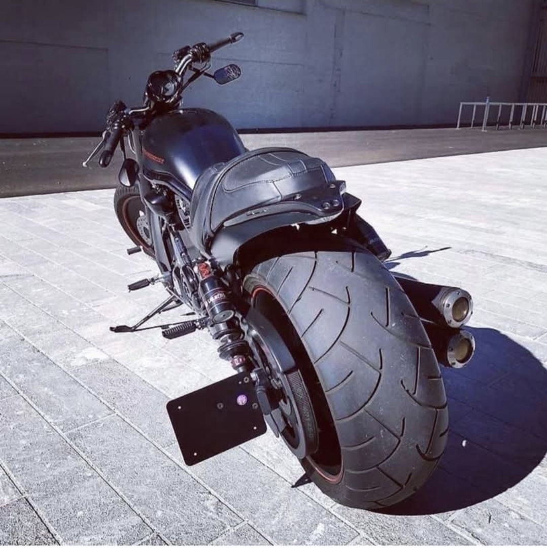 Chopper: Harley-Davidson Night Rod special  – Usato da Sursee venduto da attendro01 1