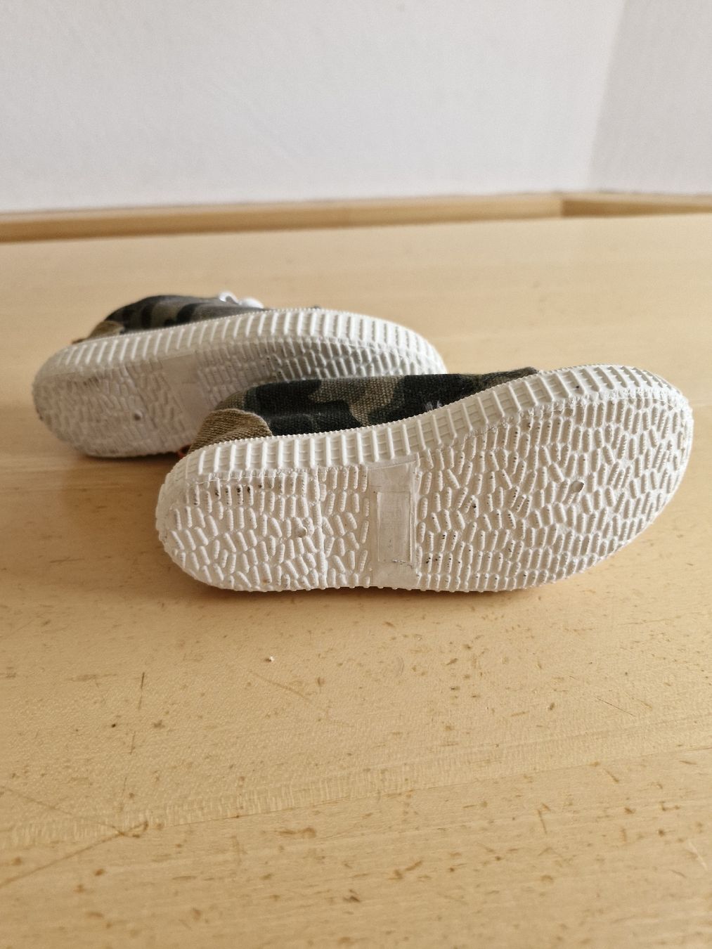 Scarpe per ragazzi: Finken  Gr.25 jungen – Usato da Disentis/Mustér venduto da epa_862v 2