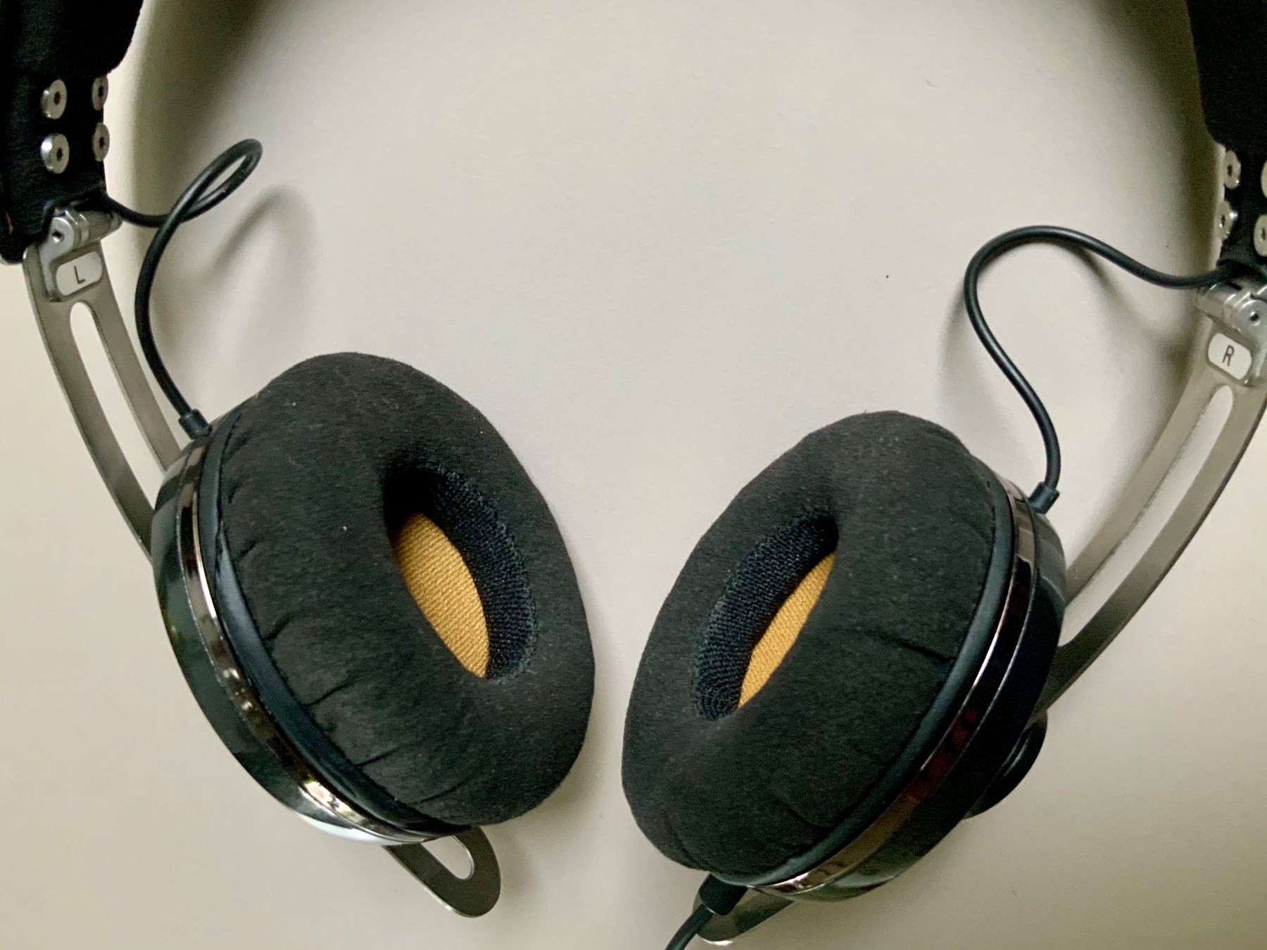 Sennheiser Cuffie: Kopfhörer Sennheiser Momentum M2 AEI Black – Usato da Zürich venduto da Anull 4