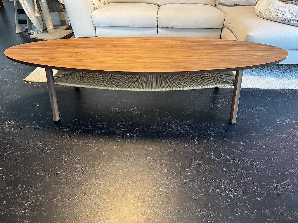 Tables: Couchtisch  CHF 220. VB – D'occasion à Bülach par luc_59r8