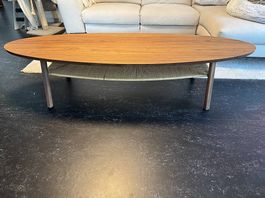 Couchtisch  CHF 220. VB