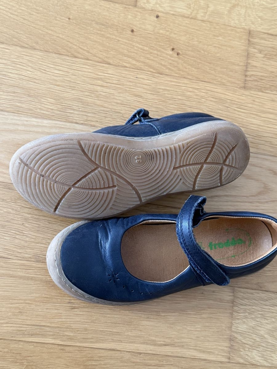 Scarpe per ragazze: Froddo Lauflernschuhe Mädchen, dunkelblau Gr. 32 Top – Usato da Dübendorf venduto da Nemo_0 3