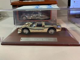 Porsche 906 Silver Car 1-43 Vitrine beschädigt