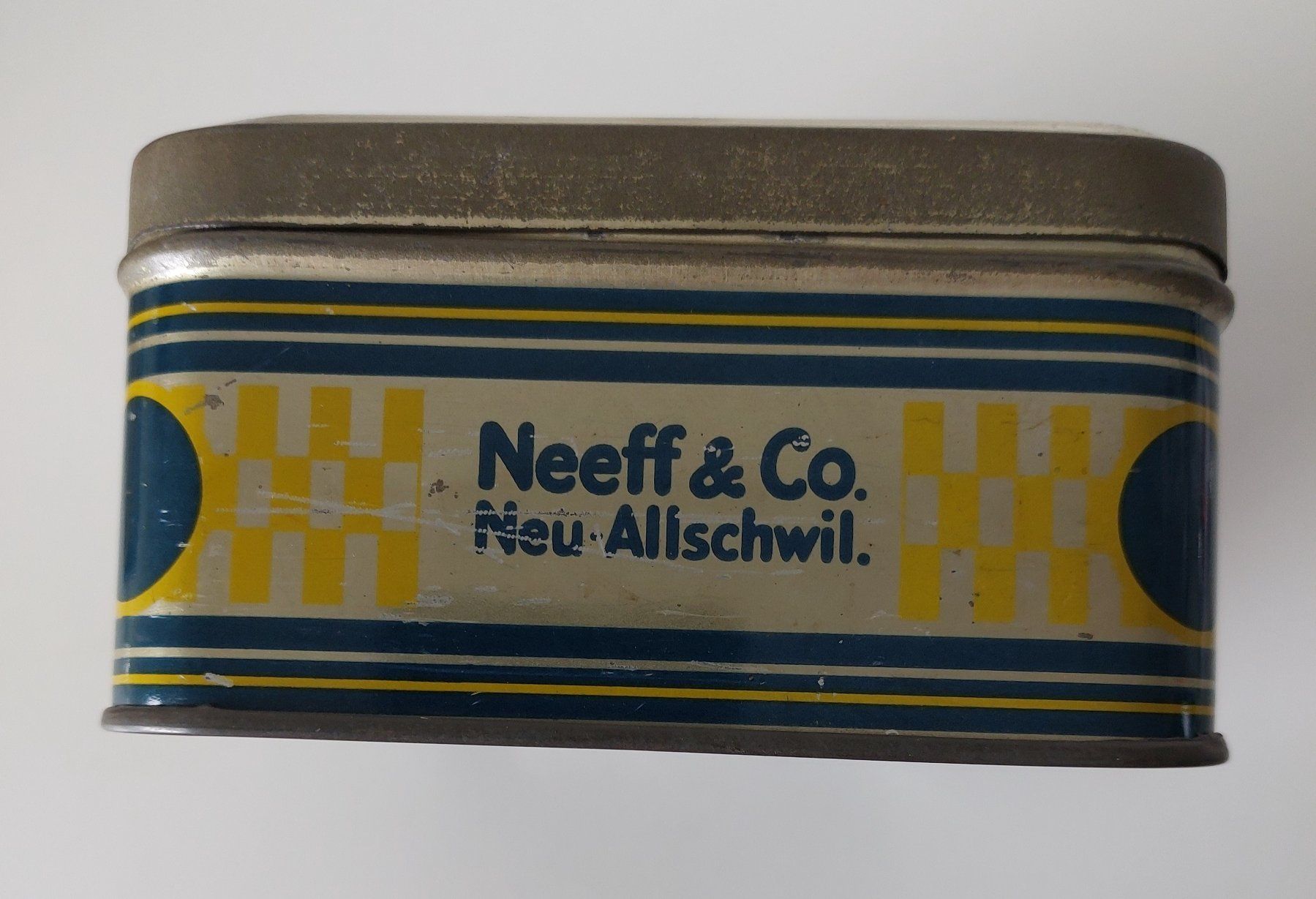 Barattoli: Alte Blechdose Neeff Alschwil Basel Tabakdose – Usato da Schenkon venduto da Elbarto007 4
