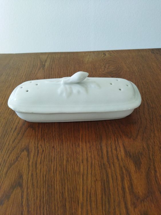 Yuiturt Zahnbürstenhalter 4 Stück - Selbstklebend Ohne Bohren, Mit Deckel