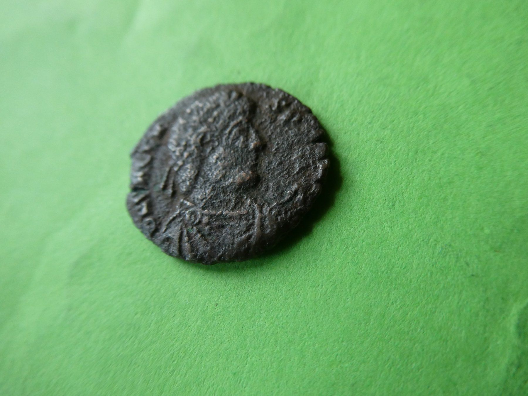 Tutti le monete: uralte Bronzemünze  16 mm     1.81 g – Usato da Hinterforst venduto da Rohusri 1