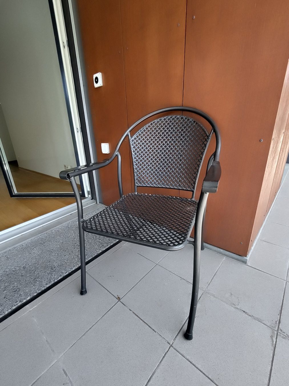 Hunn Tische: Gartentisch Granit, komplett mit 6 Stühlen – Gebraucht aus Horw von mlo_mjm6 2
