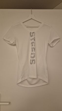 Weisses Steeds Funktionsshirt, Grösse M