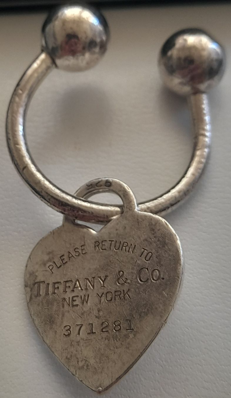 Tiffany & Co. Pendentifs: Objet TIFFANY & CO,en argent 925 – D'occasion à Lausanne par Glam-Luxe 3