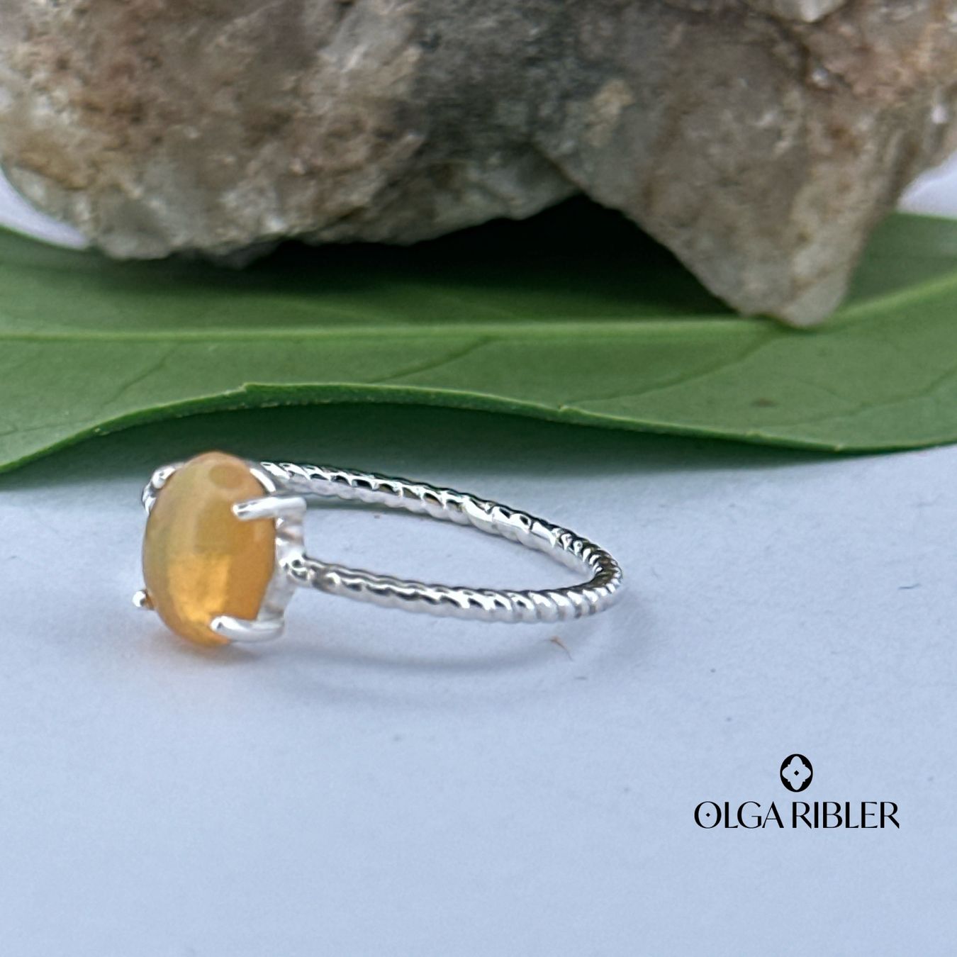 Olga Ribler Anelli: Silberring mit Opal, Gr. 56.5 – Nuovo (secondo la descrizione) da Luzern venduto da MonikaS03 3