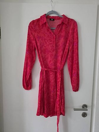 RIANI Kleid pink  Grösse 36  100% Viskose