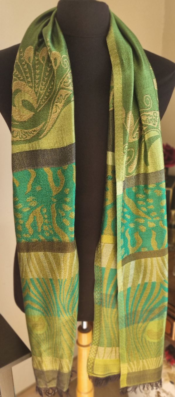 Foulard & Sciarpe: SELECTION SP PRIVEE Pashmina écharpe femme – Usato da Borex venduto da mab_28bf 1