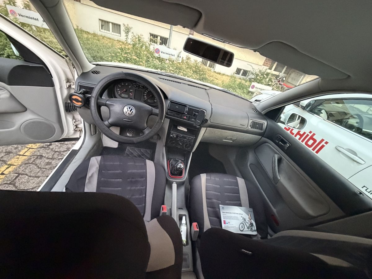 VW Autos: VW Golf Bora weiss 2002 – D'occasion à Uster par mor_r77t 3