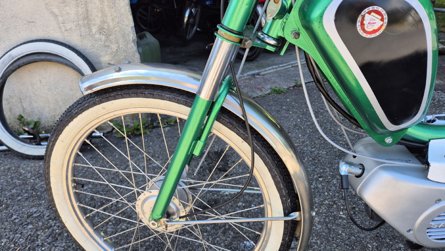 Rixe Cyclomoteurs: Mofa Rixe 5o3 – D'occasion à Netstal par Baggerwisi60 3
