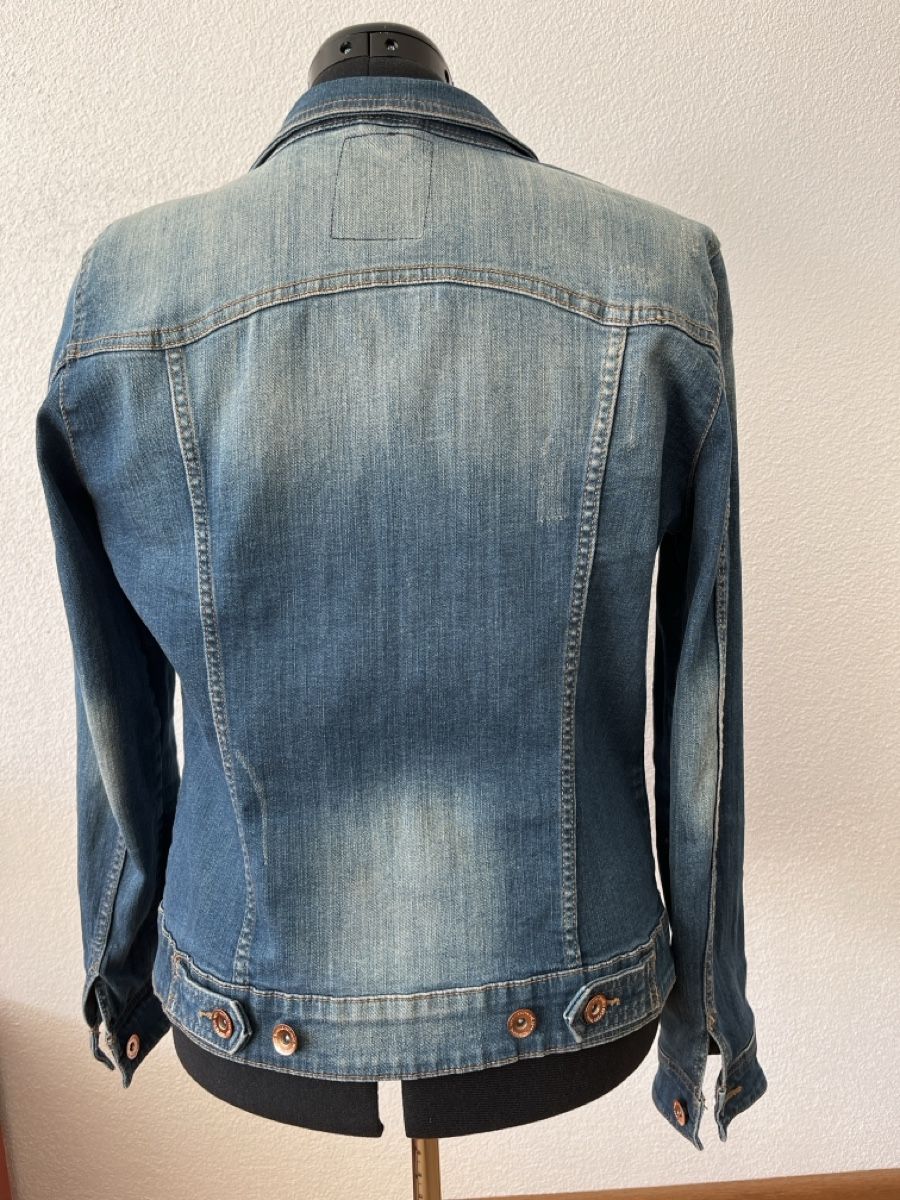 Giacche: Jeansjacke Grösse 42 – Nuovo (secondo la descrizione) da Buchs SG venduto da Vrenilein 2
