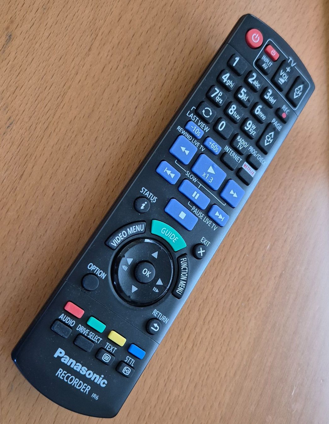 Panasonic Ricevitori: Panasonic DVBC TV Receiver / CI+ / Blu-Ray Recorder / Remote – Usato da Zollikerberg venduto da sandokanhaus 6