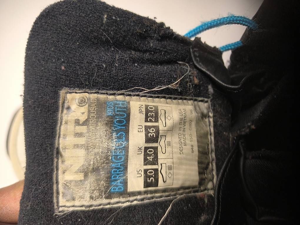 Scarpe per ragazzi: Kinder Snowboard shuhe – Usato da St. Gallen venduto da rac_8n8q