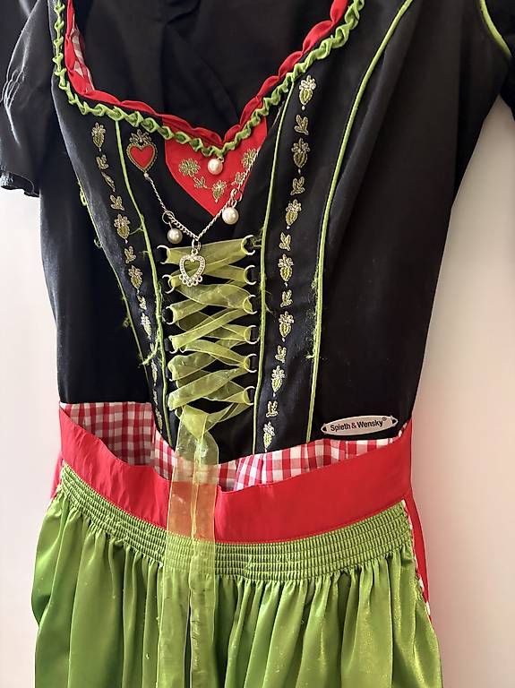 Vestiti: Country Line Dirndl Gr. 36 – Usato da Dinhard venduto da nicigin91 2