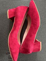Chaussures escarpins rouge daim taille 37
