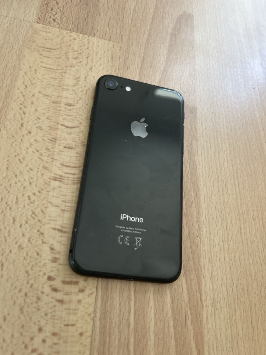 Apple Portables: iPhone 8 – D'occasion à Wettingen par joe_6ylf 3