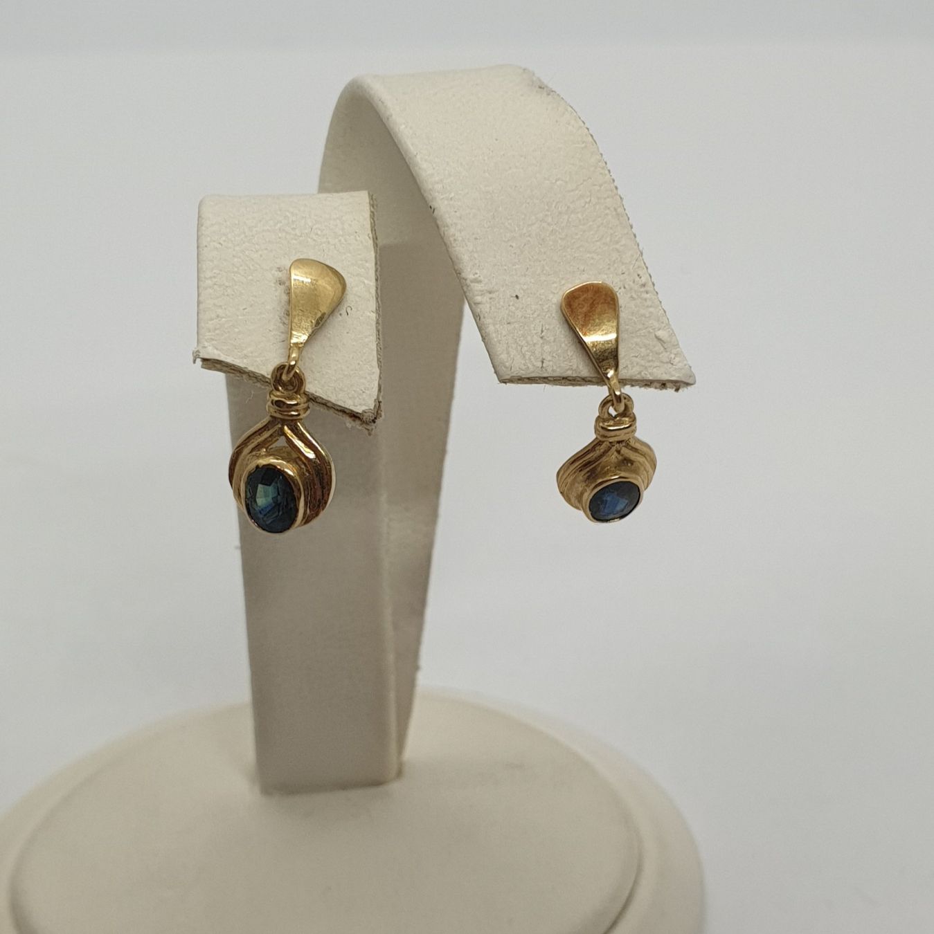 Ohrringe & -stecker: Echt 18K Gold - Saphir Ohrhänger – Gebraucht aus Luzern von Luzern-Goldhaus