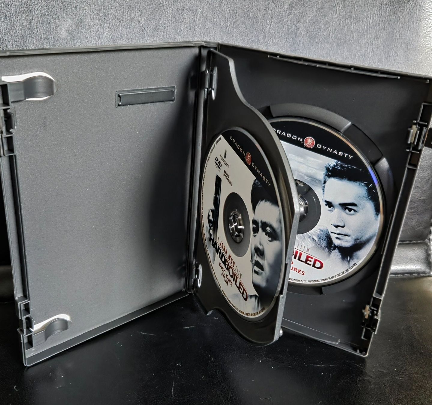 Tutti i DVDs: Hard Boiled – Usato da Wauwil venduto da oeh_5zcb 2