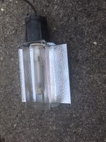 Reflektor mit Fassung und Lampe 600w