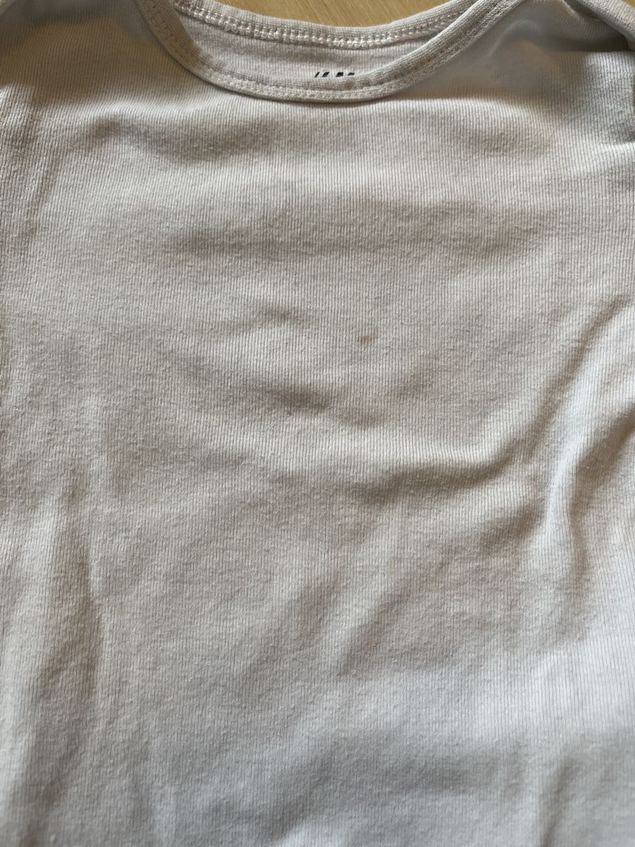 Lotti & Set di vestiti: Body Grösse 86 H&M – Usato da Herznach venduto da Leimsa 1