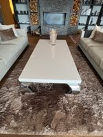 Coffee Table, beige lackiert mit Chromstahl-Füssen