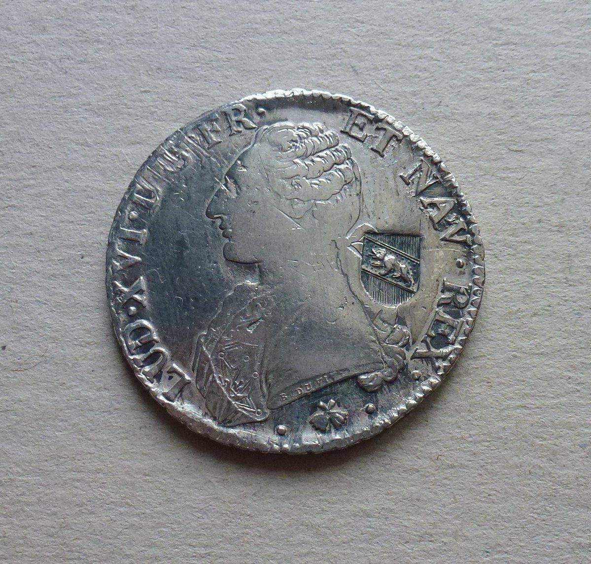 Tutti le monete: Bern ++ Laubtaler 1777 mit Berner Gegenstempel – Usato da Walkringen venduto da Casablanca777