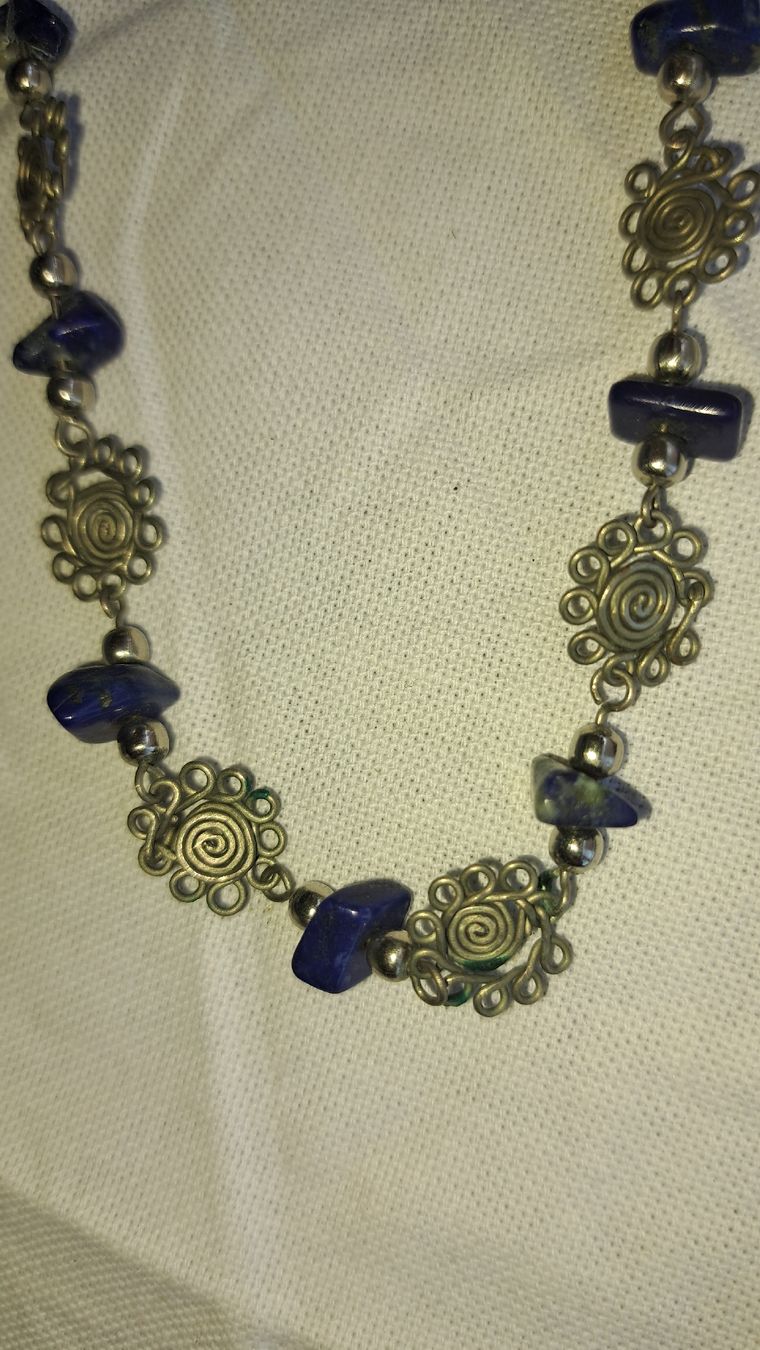 Catenine:  Halskette mit Lapislazuli-Steinen, Vintage Stil – Usato da Kölliken venduto da Upcycling-by-Mc-TAM 3