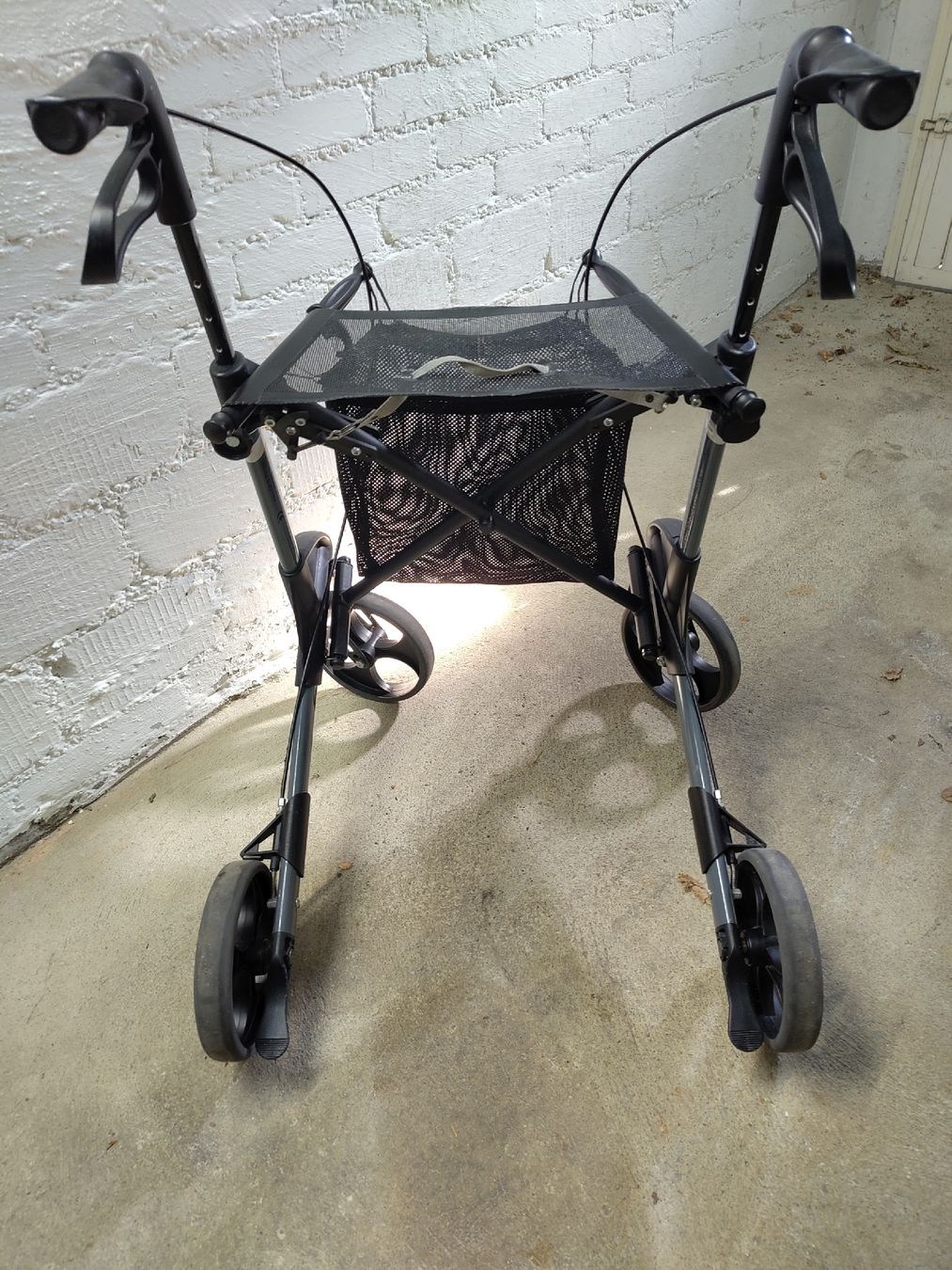 Aides à la marche: Topro Troja Rollator – D'occasion à Schaffhausen par chr_2rw5 1