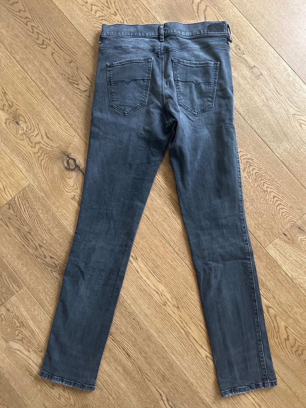Diesel Jeans: Jeans Diesel – Usato da Ins venduto da ann_wp7f 2