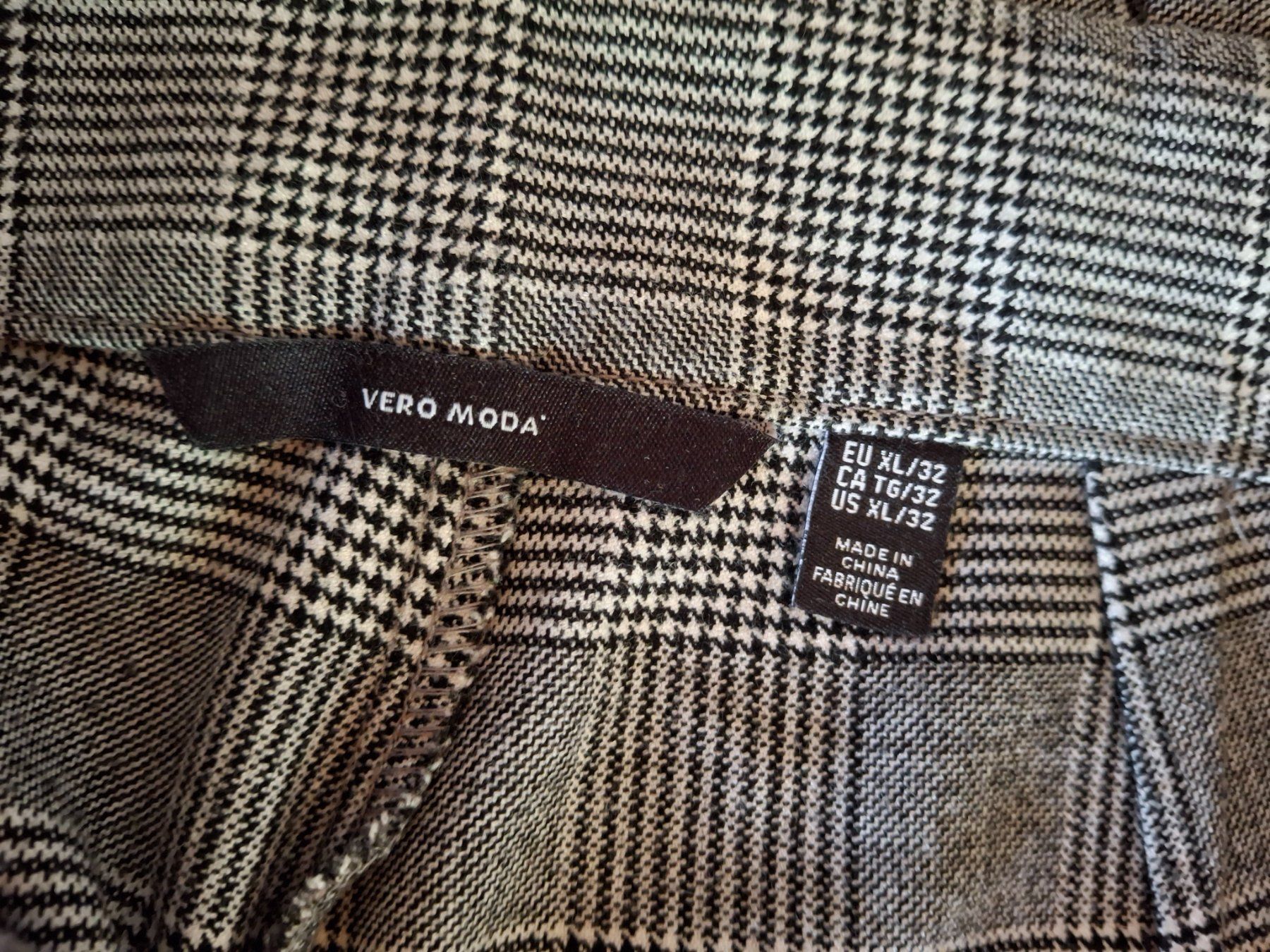 Vero Moda Pantaloni: Pantalon taille XL marque Vero Moda – Usato da Villiers venduto da san_jn5w 4