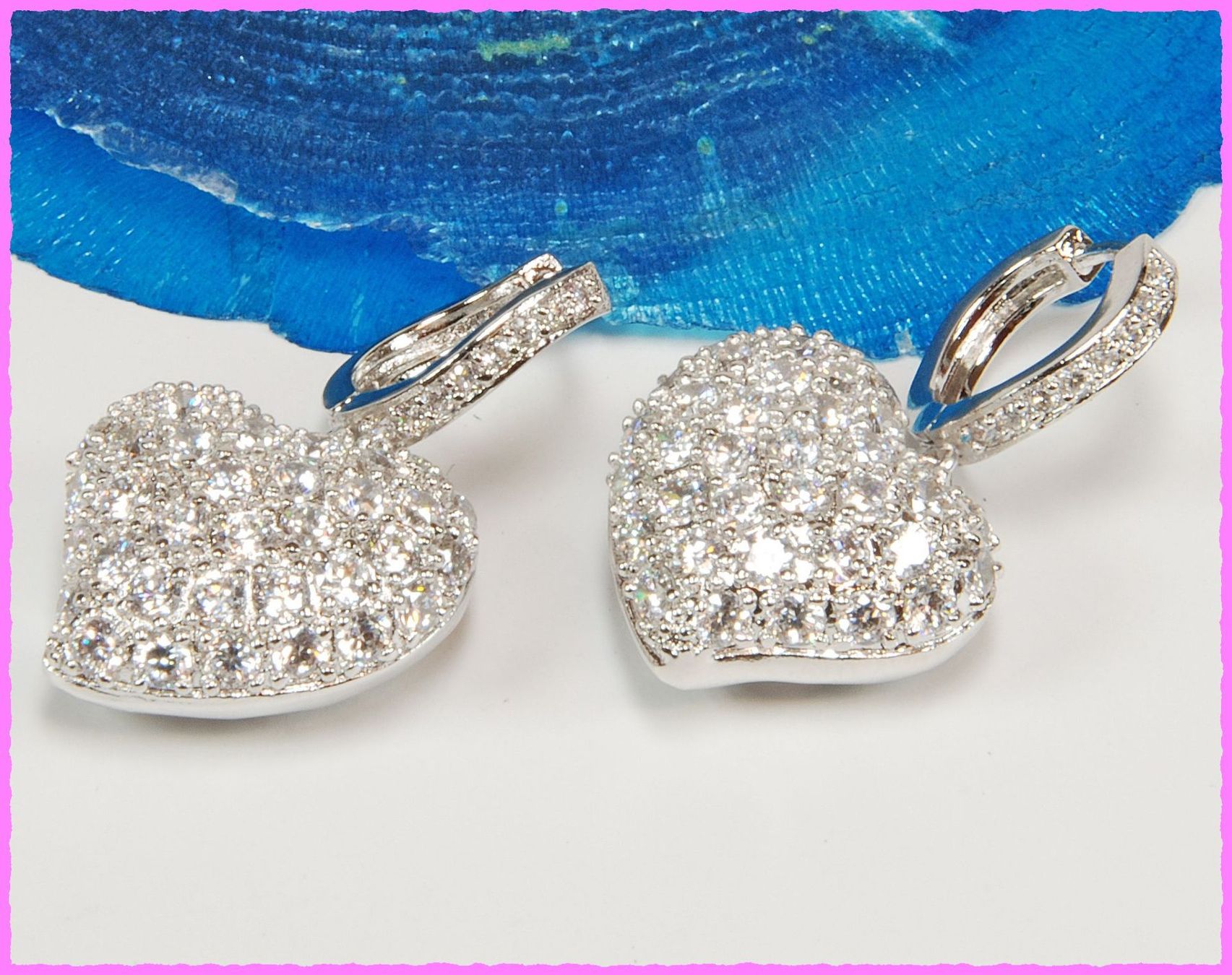 Orecchini pendenti & Orecchini a lobo: Herz Ohrhänger mit Zirkonia – Nuovo e nell'imballaggio originale da Oberglatt ZH venduto da Diamond-Girl