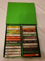Lot de 26 cassettes audio vintage diverses, rétro (590)