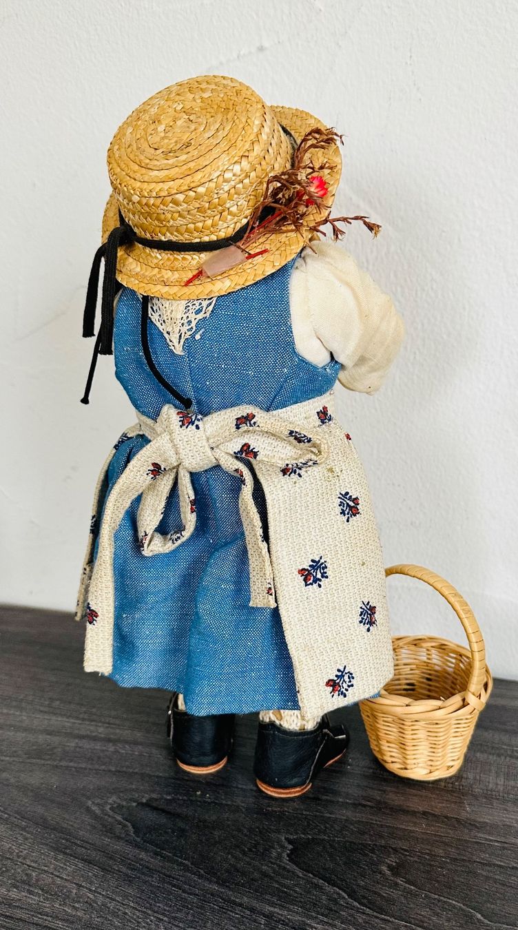 Bambole: Vintage Stoff Trachtenpuppe Typ Sasha – Usato da Zürich venduto da brazerola 6