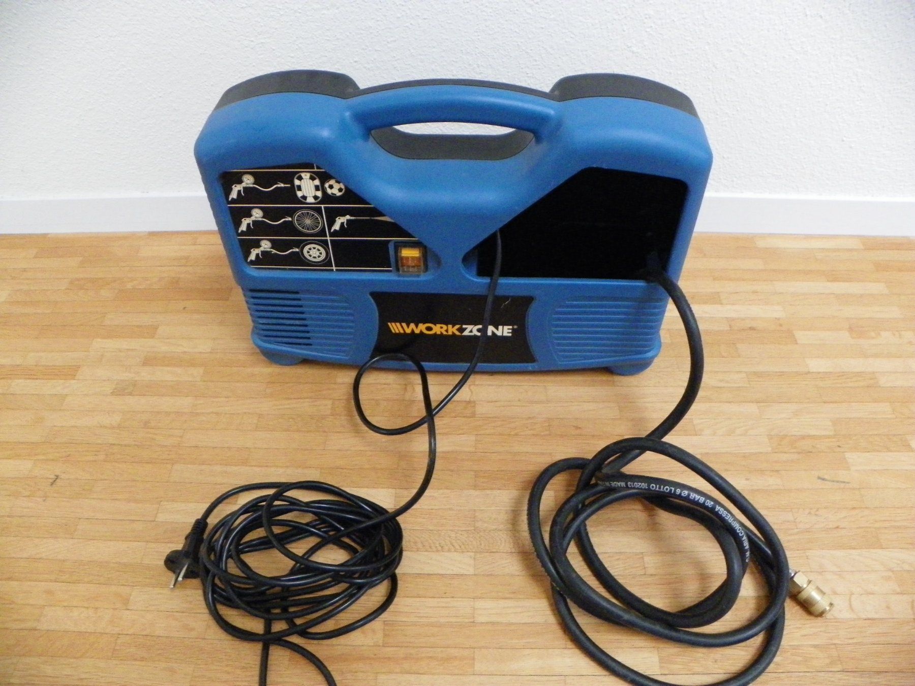 Compresseurs: Tragbare Luftkompressor 220 Volt – D'occasion à Kriens par mel_r9w8 1