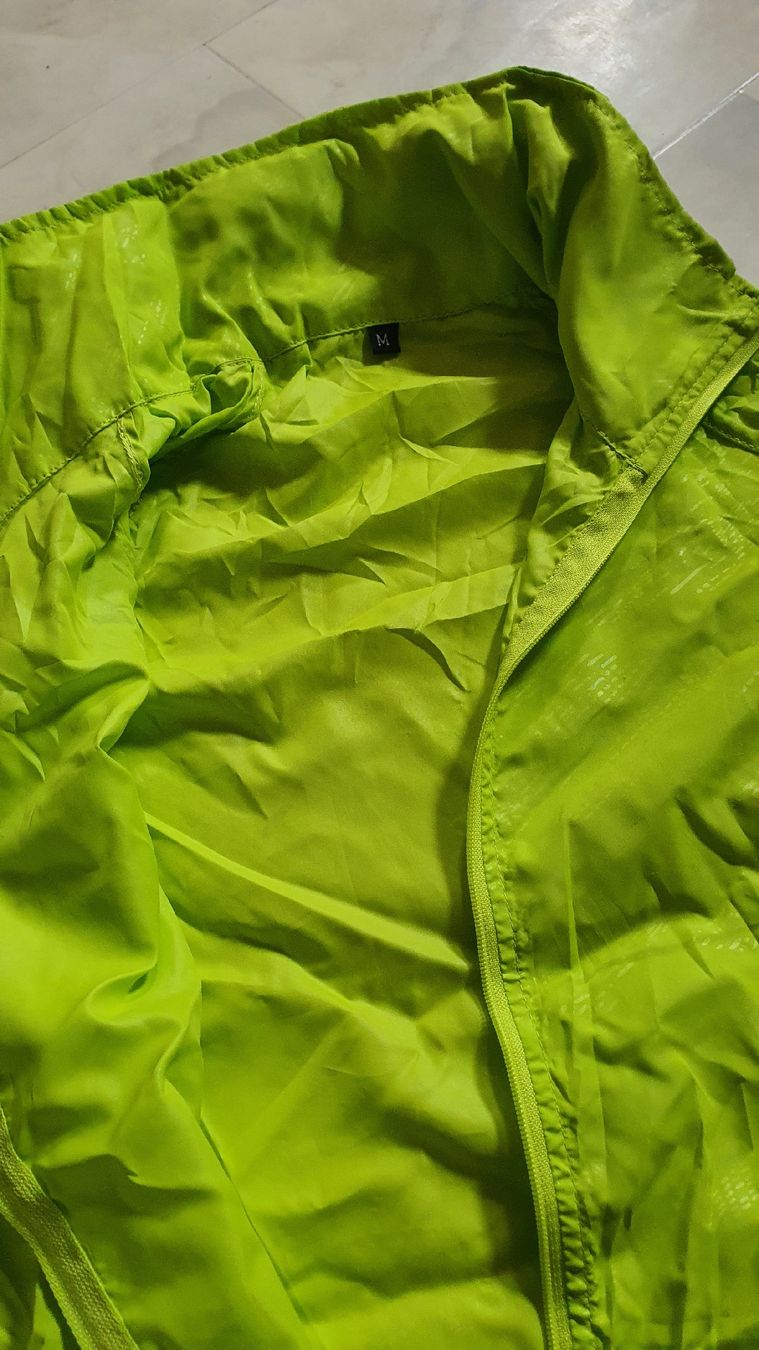 Giacche: Wind/Regenjacke in grösse M – Usato da Flawil venduto da minggeli83 1