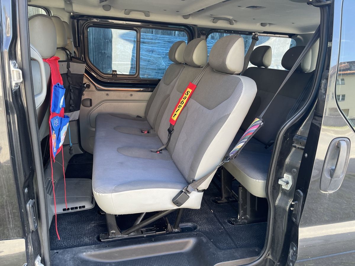 Opel Autos: Opel Vivaro – D'occasion à Sax par Niicii04 5