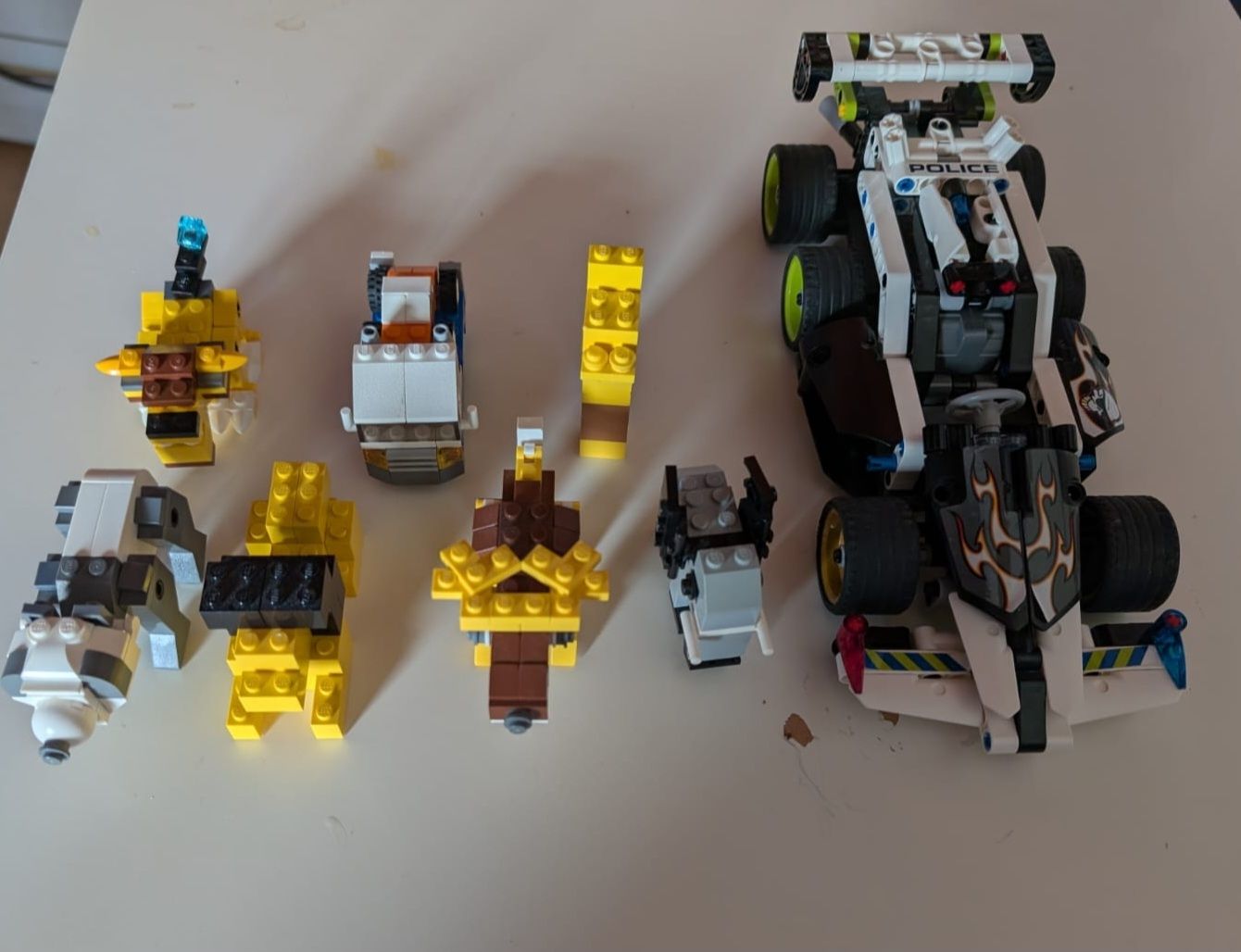 Lego Kit di costruzioni: Lego Technik Nr. 42046 und Nr. 42047 – Usato da Kyburg-Buchegg venduto da Rolf1velo
