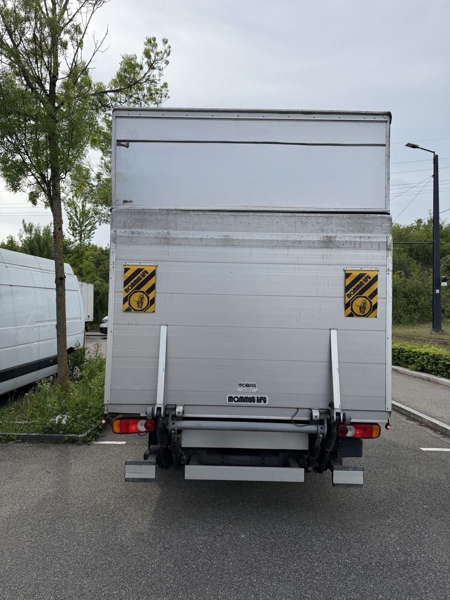 Renault Trucks Nutzfahrzeuge: Renault Master T35 dCi135 Hebebühne – Gebraucht aus Oetwil am See von nitro33 3