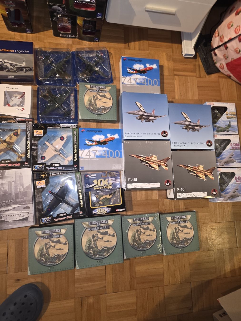 Kit di modellismo & Modellini statici: Flugzeug Modelle konvolut – Nuovo e nell'imballaggio originale da Müllheim Dorf venduto da Mowag731 2