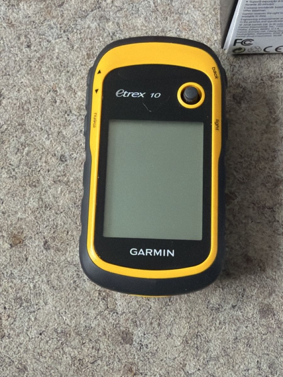 Garmin Navigatori: Garmin eTrex 10 Handheld GPS - Mit Box und Anleitung – Usato da Thun venduto da BanjoDan 1