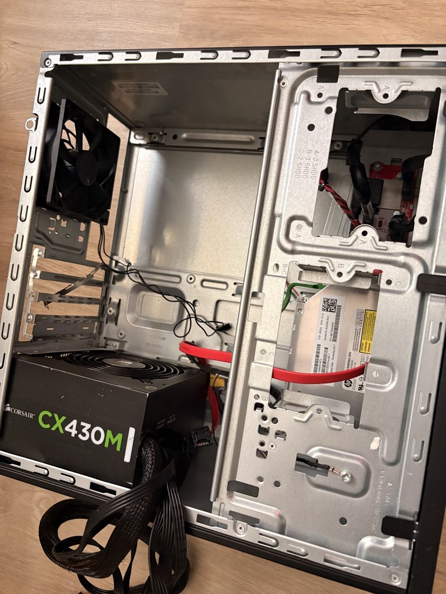 Boîtiers: Boitier pc + Alimentation  – Défectueux à Dompierre FR par PRiT_Madara 4