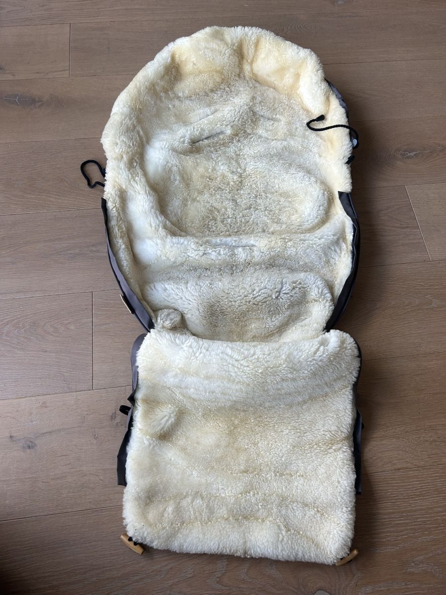 Sacchi a pelo: Fellsack Fusssack Lammfell – Usato da Olten venduto da kleinundfeinfashion 1
